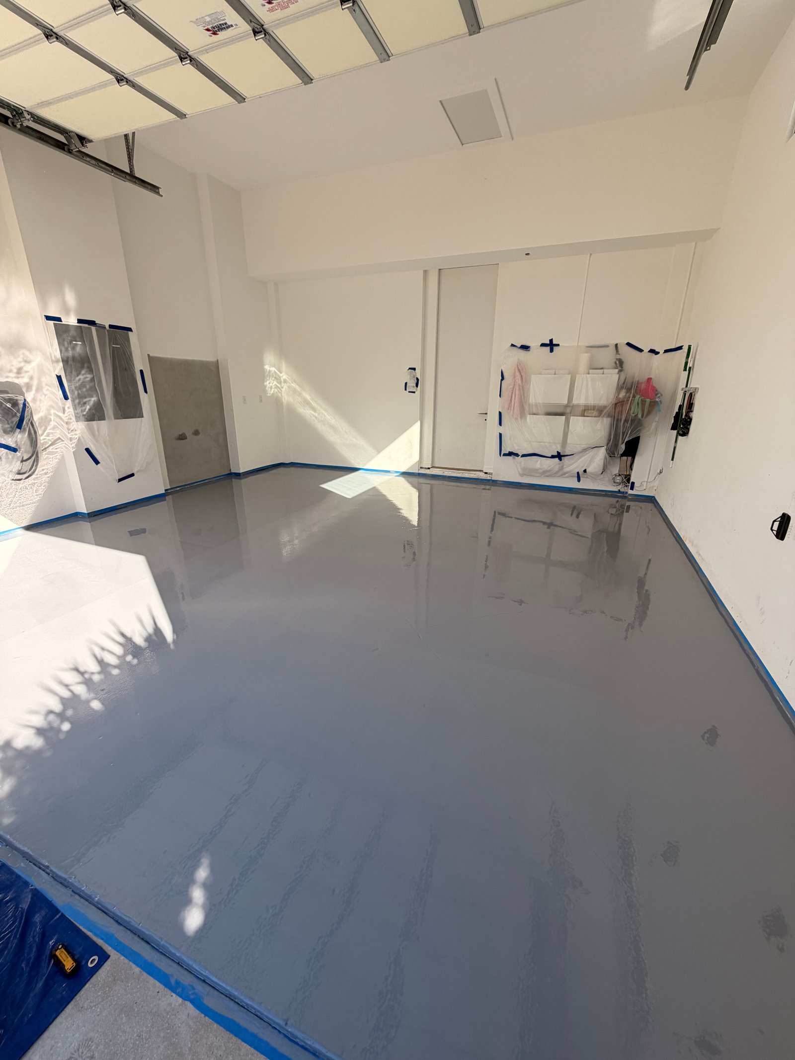 Antes – Garagem Flakes Cinzentos