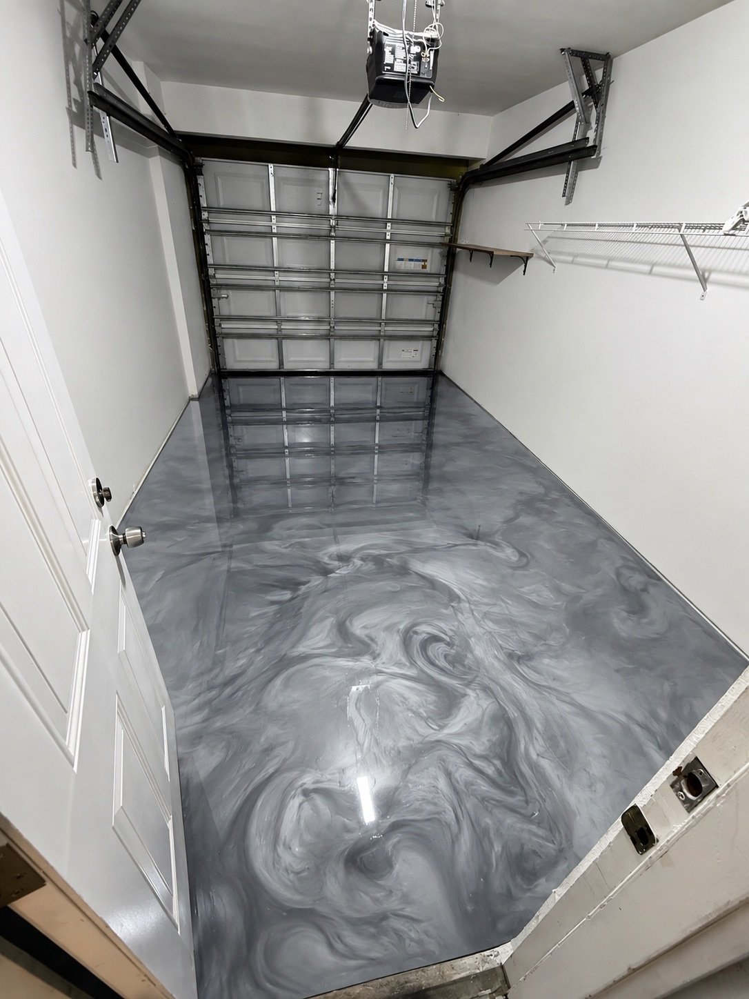 Depois – Garagem Silver Grey